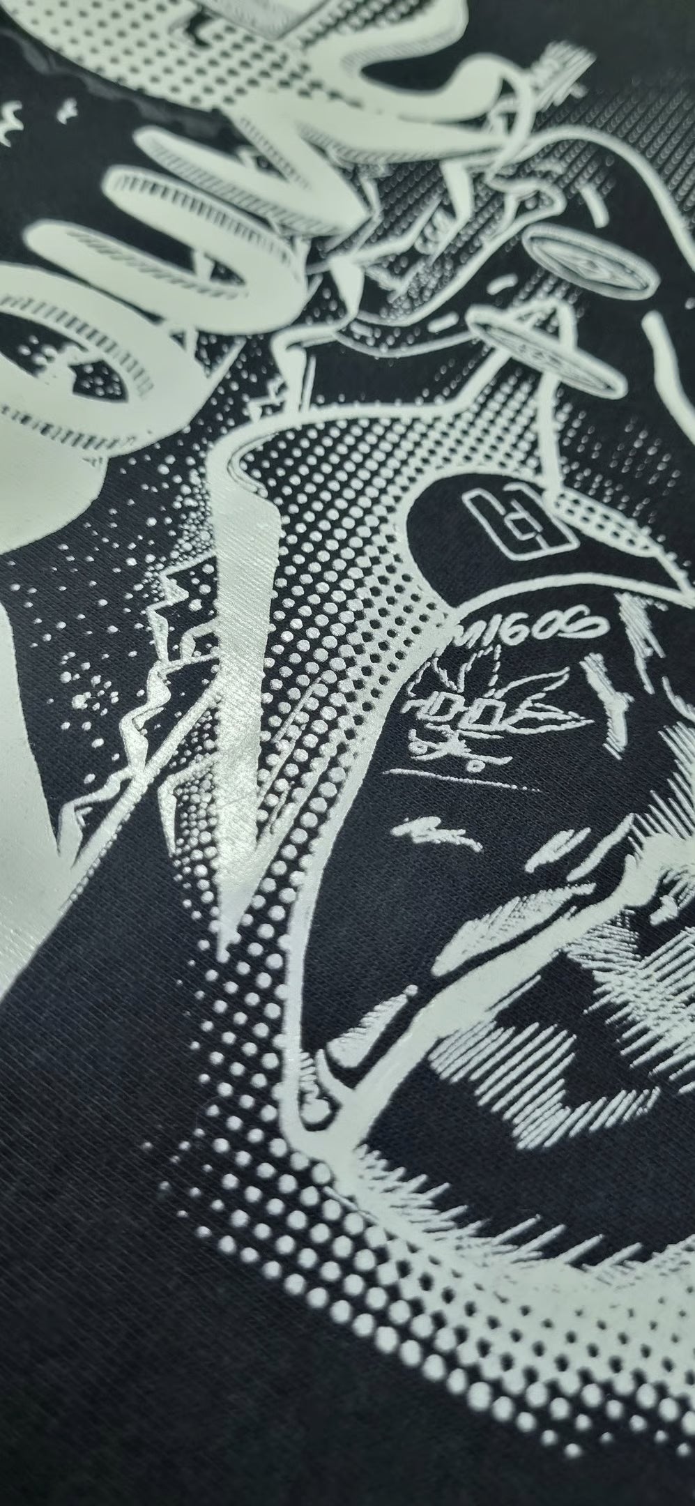 DHNOUNS t-shirt